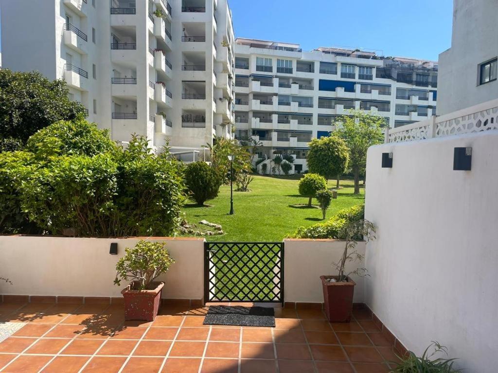 Puerto Banus Apartment Marbella Bagian luar foto